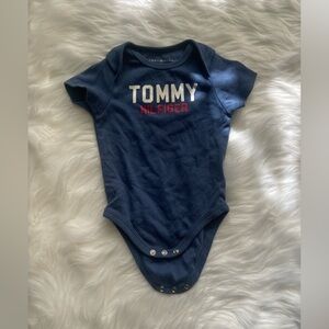 Infant onesie tee